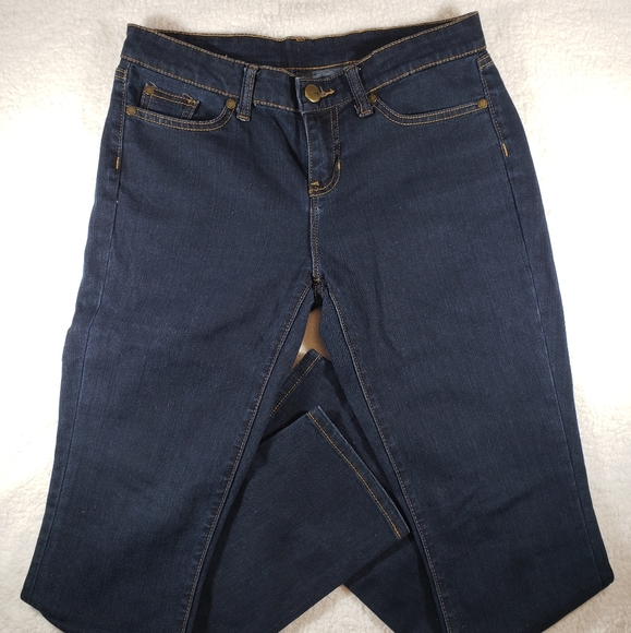 Gap Women’s Midrise Dark Wash Jeans sz 2/26R - Picture 3 of 6